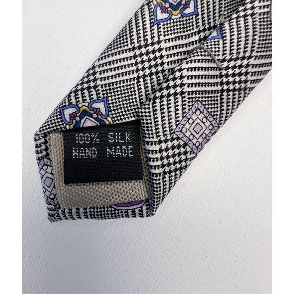 Bruno Piattelli 100% Silk Unique Geometric And Striped Patterned Tie - Picture 5 of 5